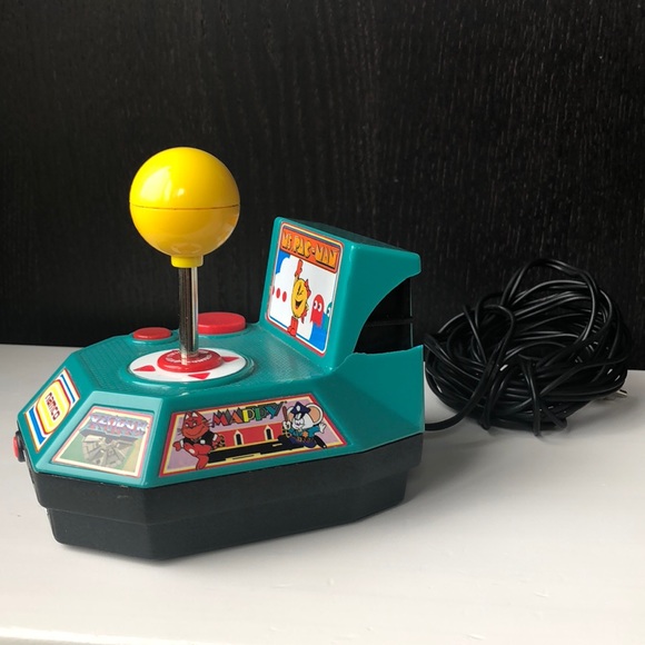 Ms. Pac-Man Game 🎮 - Picture 4 of 5